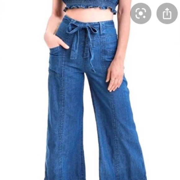 American Eagle Outfitters Denim - AEO High Waisted Wide Leg Lightweight Cotton Denim Pants